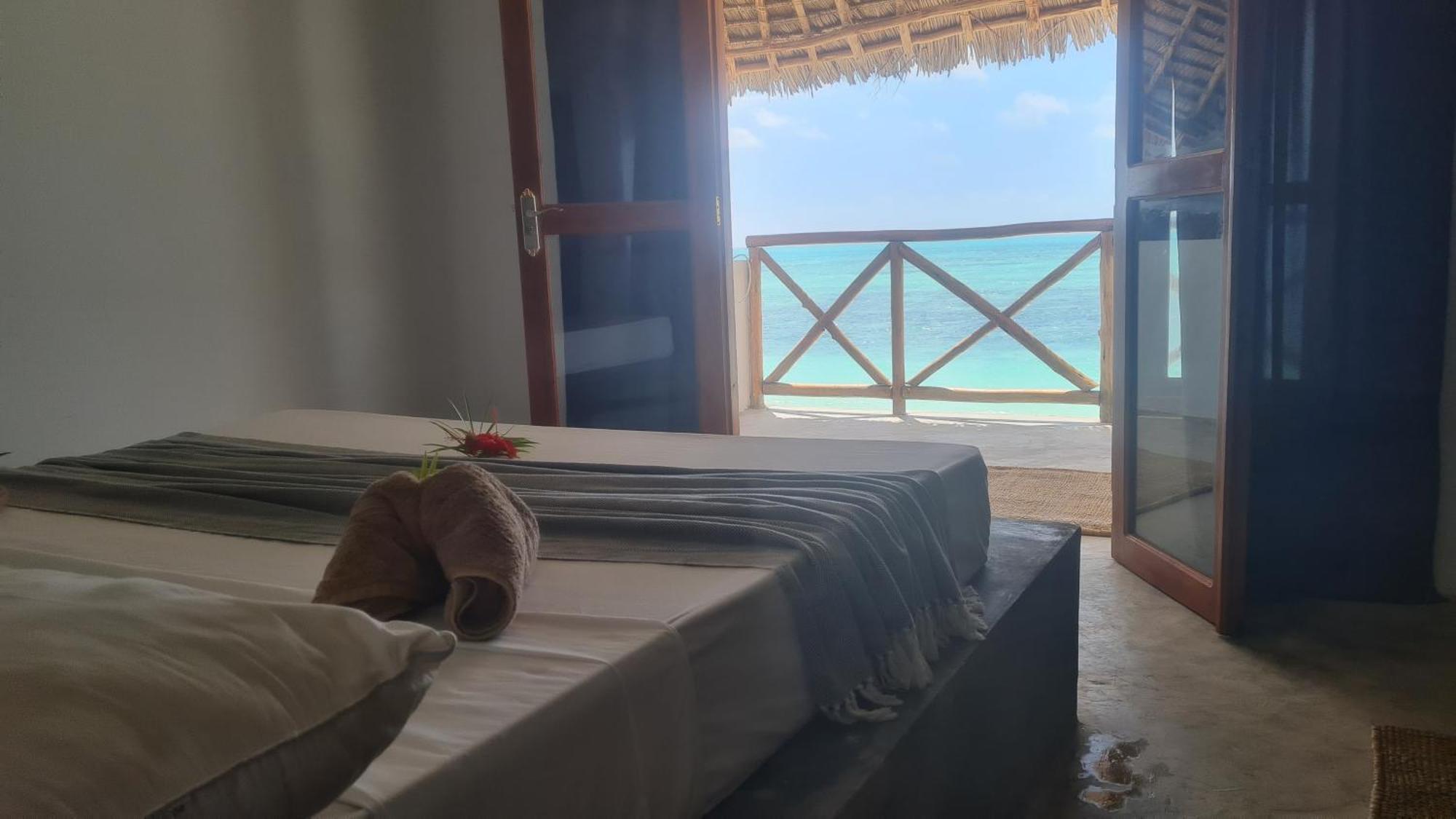 Garden Beach Bungalows Jambiani Джамбиани Стая снимка