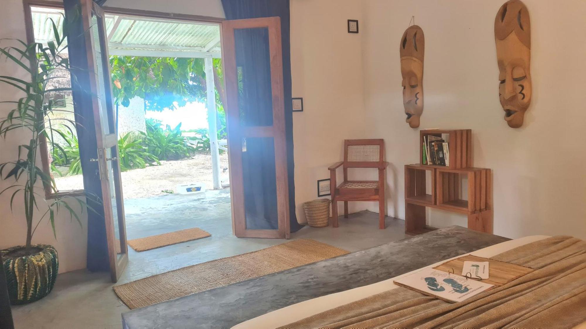 Garden Beach Bungalows Jambiani Джамбиани Екстериор снимка