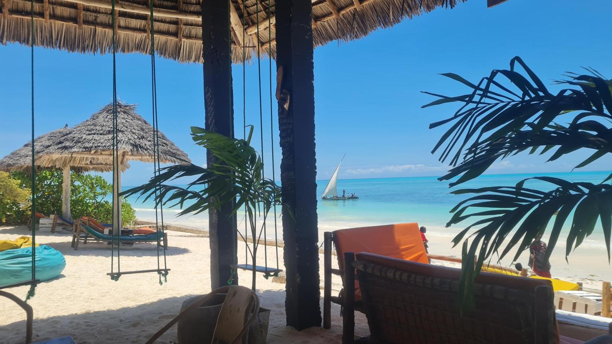 Garden Beach Bungalows Jambiani Джамбиани Екстериор снимка