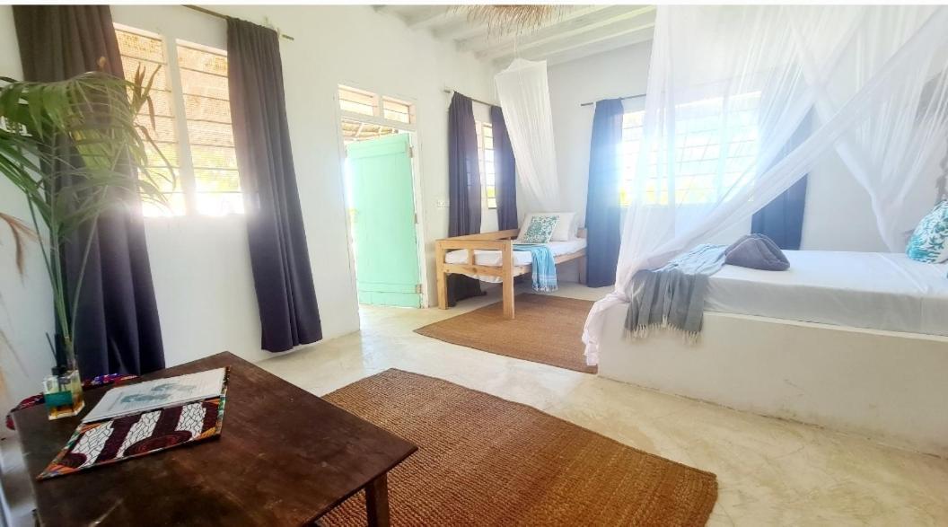 Garden Beach Bungalows Jambiani Джамбиани Стая снимка