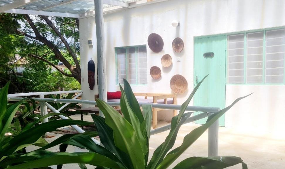 Garden Beach Bungalows Jambiani Джамбиани Стая снимка
