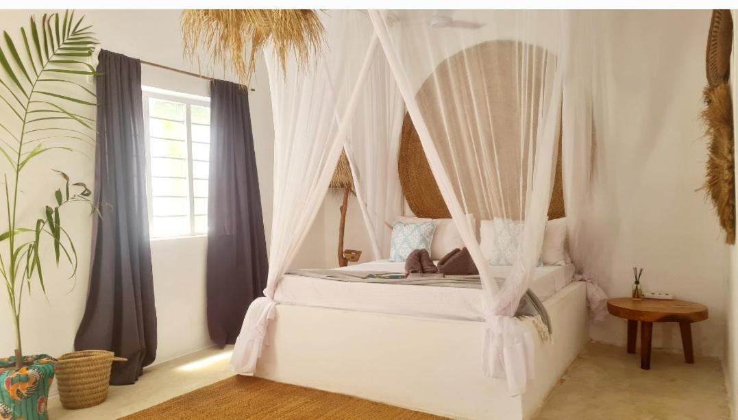 Garden Beach Bungalows Jambiani Джамбиани Екстериор снимка